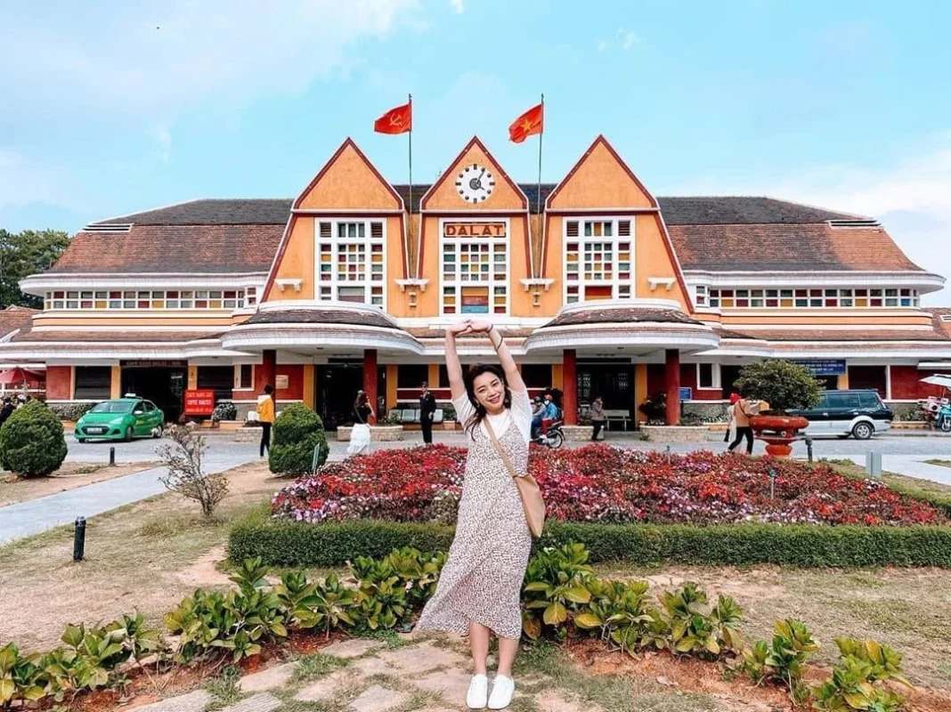 Công Ty TNHH TM & DV Du Lịch DALAT HOLIDAY
