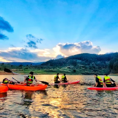 Tour Chèo SUP Đà Lạt - Chèo Kayak & Chèo Thuyền Trọn Gói