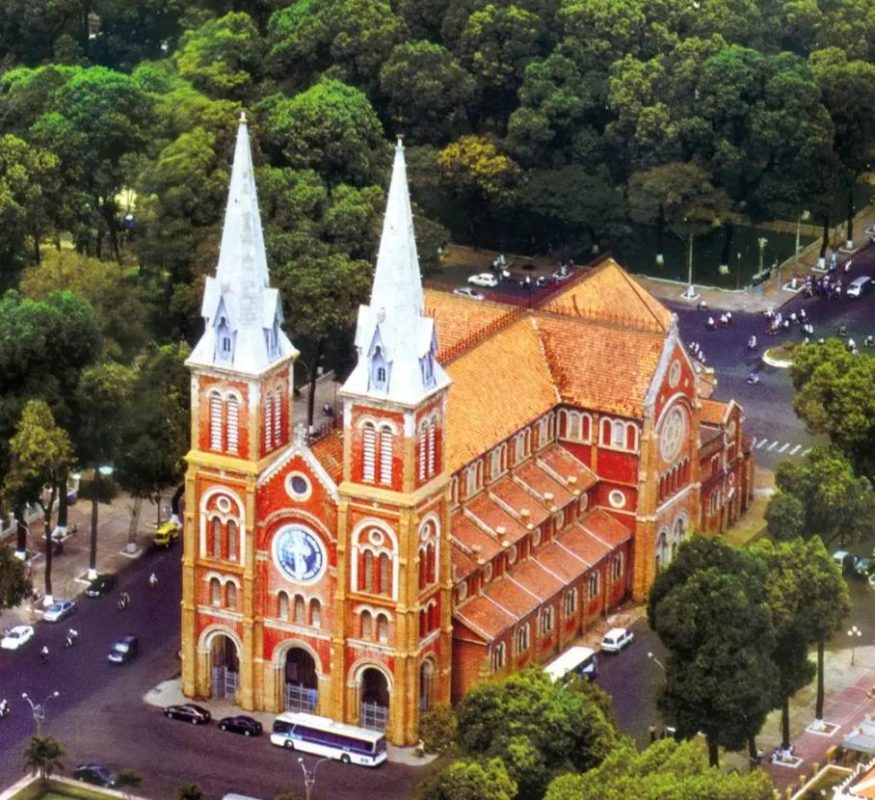 Công Ty TNHH TM & DV Du Lịch DALAT HOLIDAY